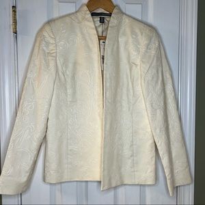 STAINED Women’s Linda Allard Ellen Tracy Off White Blazer Size 6 Petite